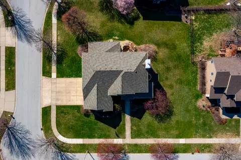 16026 Hometown Dr, Plainfield, IL 60586 photo 32