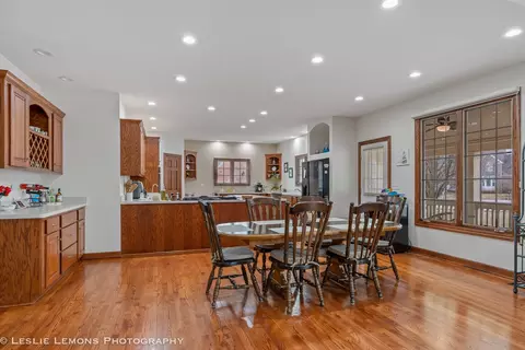16026 Hometown Dr, Plainfield, IL 60586 photo 10