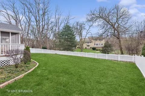 1502 Mayo Ave, Wheaton, IL 60189 photo 9