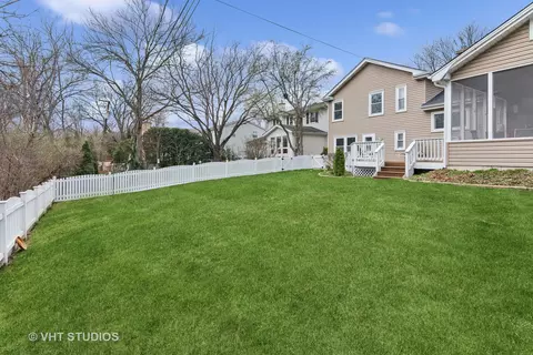 1502 Mayo Ave, Wheaton, IL 60189 photo 10