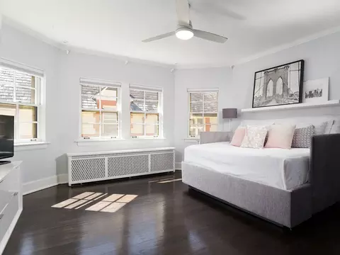 Bedroom - 1341 Park Ave, River Forest, IL 60305 photo 3 of 5