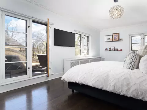 Bedroom - 1341 Park Ave, River Forest, IL 60305 photo 2 of 5