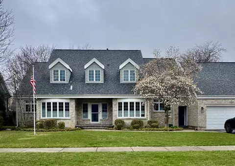 268 Eaton St, Northfield, IL 60093