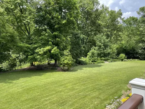 Exterior - 401 Kickapoo Ave, Batavia, IL 60510 photo 9 of 15