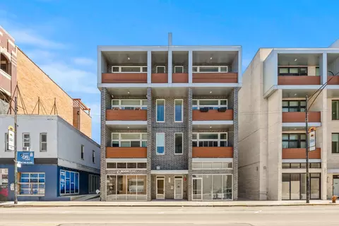 2837 N Halsted St #3S, Chicago, IL 60657