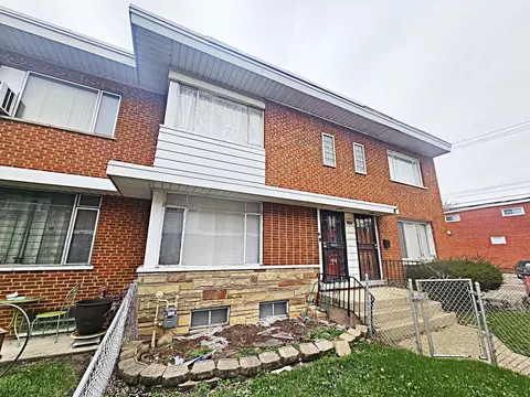 5024 W Van Buren St #D, Chicago, IL 60644
