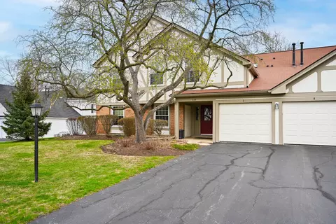 849 Kilkenny Dr #D, Wheaton, IL 60189
