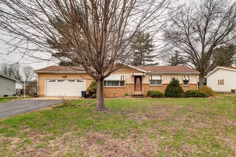 506 Wiker Dr, Rock Falls, IL 61071