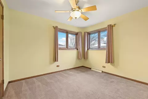 Bedroom - 11529 S Kolin Ave, Alsip, IL 60803 photo 5 of 7