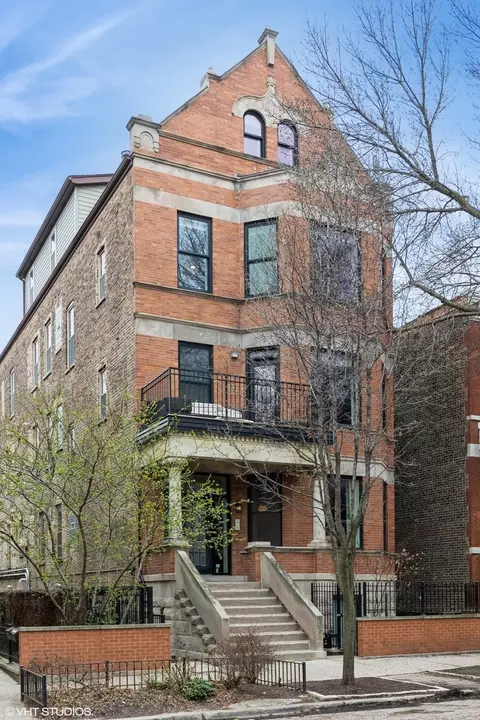 1927 N Honore St #2A, Chicago, IL 60622
