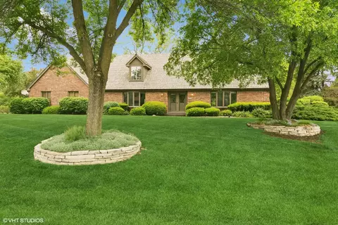 20676 N Meadow Ln, Deer Park, IL 60010