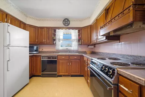 Kitchen - 2112 E Taylor St, Bloomington, IL 61701 photo 1 of 3