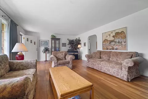 Living - 2112 E Taylor St, Bloomington, IL 61701 photo 1 of 3