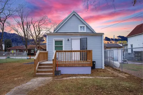 17068 Wood St, Hazel Crest, IL 60429