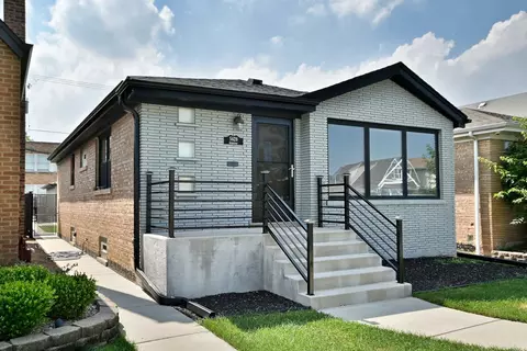 5628 S Merrimac Ave, Chicago, IL 60638