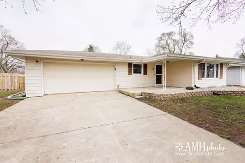 13 Park Pl, Kankakee, IL 60901