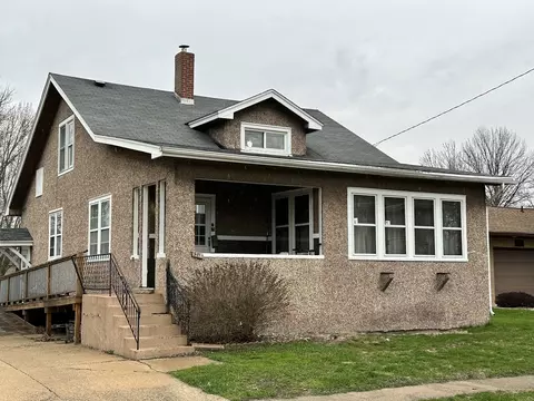 1218 Schuyler St, Peru, IL 61354