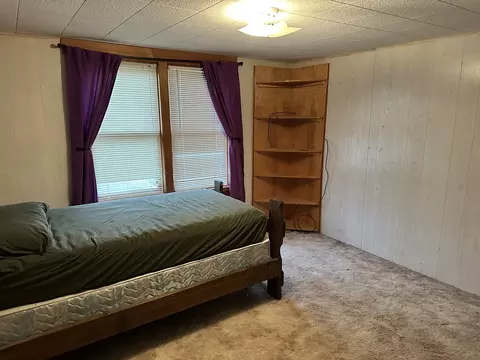 1218 Schuyler St, Peru, IL 61354 photo 3