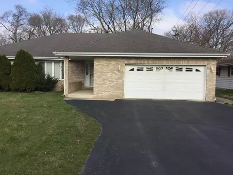 17413 Center Ave, East Hazel Crest, IL 60429