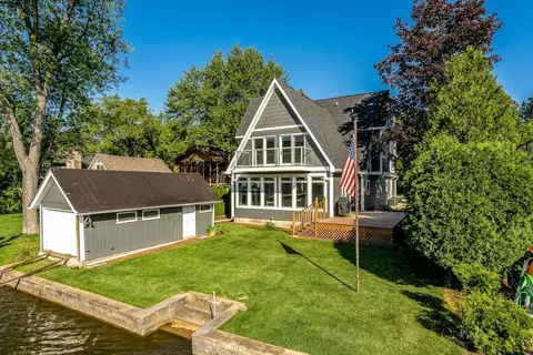 Exterior - 1539 Lowe Dr, Algonquin, IL 60102 photo 7 of 7