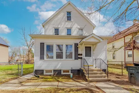 1243 Jackson St, North Chicago, IL 60064