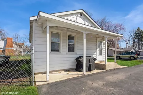 Exterior - 1100 175th St, East Hazel Crest, IL 60429 photo 1 of 5