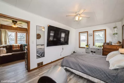 Bedroom - 1100 175th St, East Hazel Crest, IL 60429 photo 1 of 2