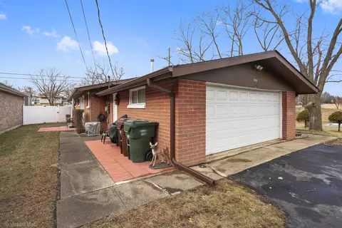 Exterior - 3133 172nd St, Hazel Crest, IL 60429 photo 1 of 3