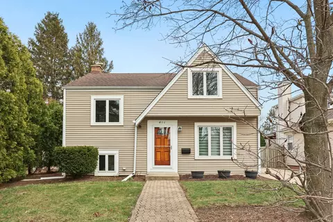 411 S Michigan Ave, Villa Park, IL 60181