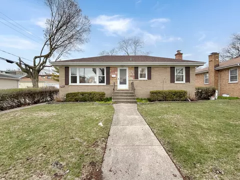 10014 Bronx Ave, Skokie, IL 60077