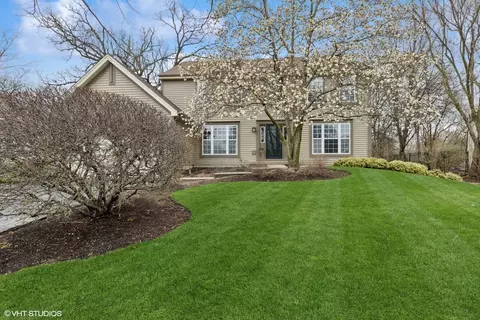 791 Lipizzan Ln, Wauconda, IL 60084