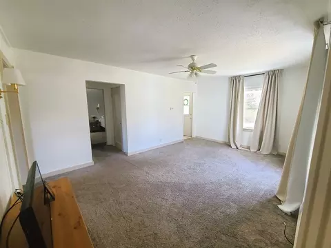 Living - 514 E Graham St, Dixon, IL 61021 photo 1 of 3