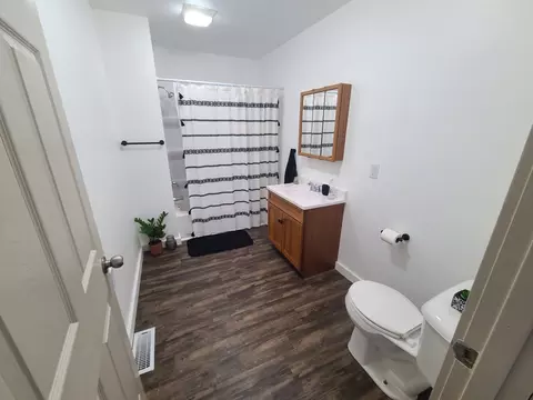 Bath - 514 E Graham St, Dixon, IL 61021 photo 2 of 2