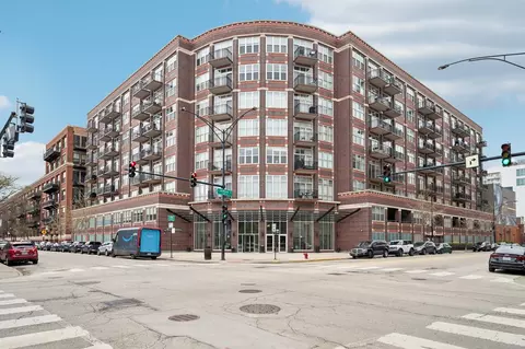 1000 W Adams St #705, Chicago, IL 60607