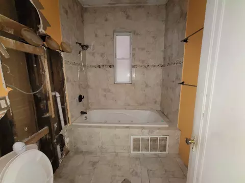 Bath - 1908 S Ridgeway Ave, Chicago, IL 60623 photo 1 of 3
