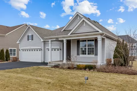 1792 Coralito Ln, Elgin, IL 60124