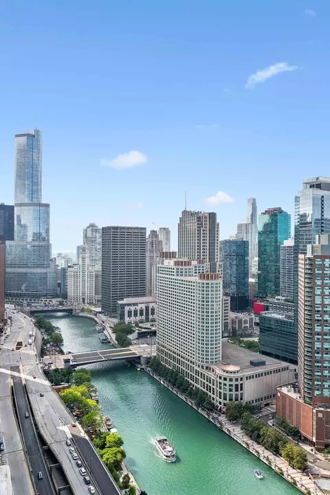 420 E Waterside Dr #3310, Chicago, IL 60601 photo 28