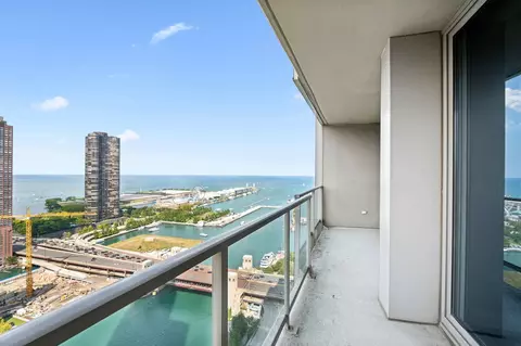 420 E Waterside Dr #3310, Chicago, IL 60601 photo 24
