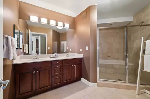 420 E Waterside Dr #3310, Chicago, IL 60601 photo 13