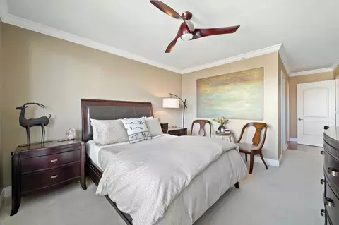 420 E Waterside Dr #3310, Chicago, IL 60601 photo 12