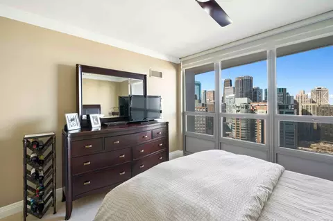 420 E Waterside Dr #3310, Chicago, IL 60601 photo 11