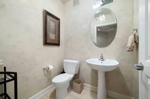 420 E Waterside Dr #3310, Chicago, IL 60601 photo 18
