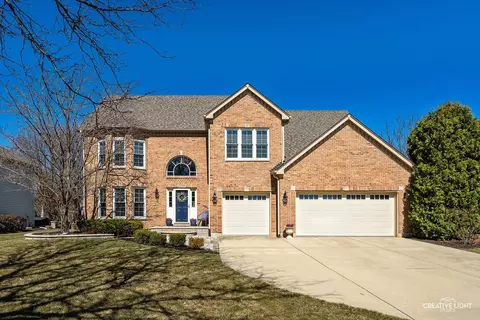 2759 Breckenridge Ln, Naperville, IL 60565