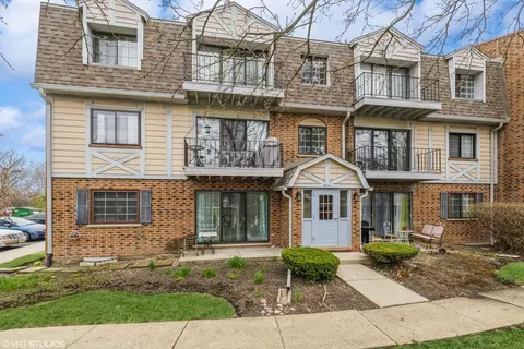 3241 Milwaukee Ave #1D, Northbrook, IL 60062