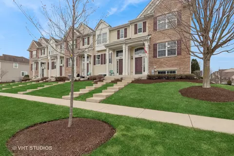 578 Treble Ln, Volo, IL 60073