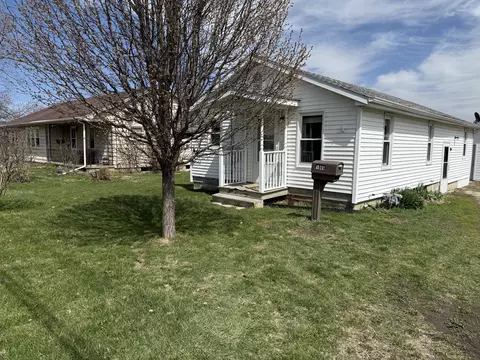 1905 Lincoln Ave, Mendota, IL 61342