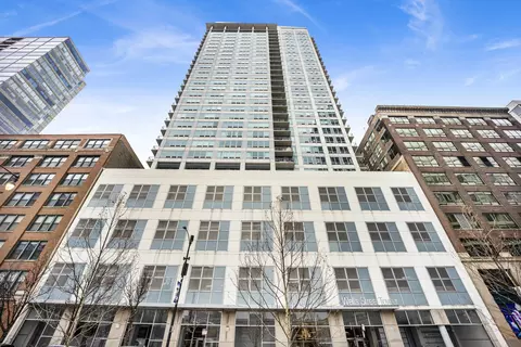 701 S Wells St #2301, Chicago, IL 60607