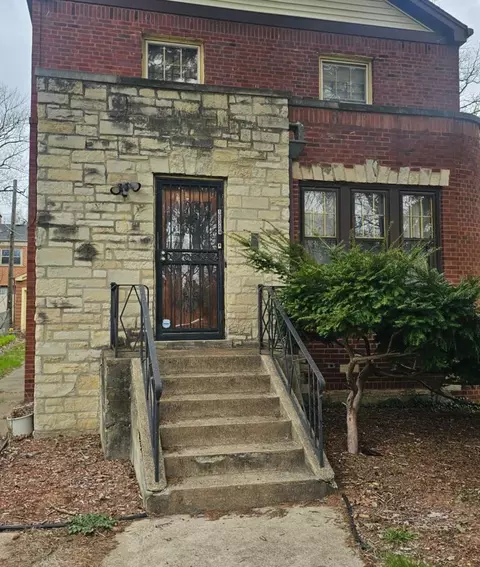 10304 S Prospect Ave, Chicago, IL 60643