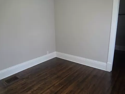 Bedroom - 321 Orchard St, Elgin, IL 60123 photo 6 of 9