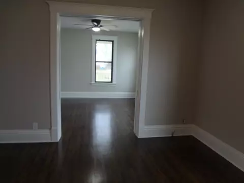 Living - 321 Orchard St, Elgin, IL 60123 photo 1 of 4